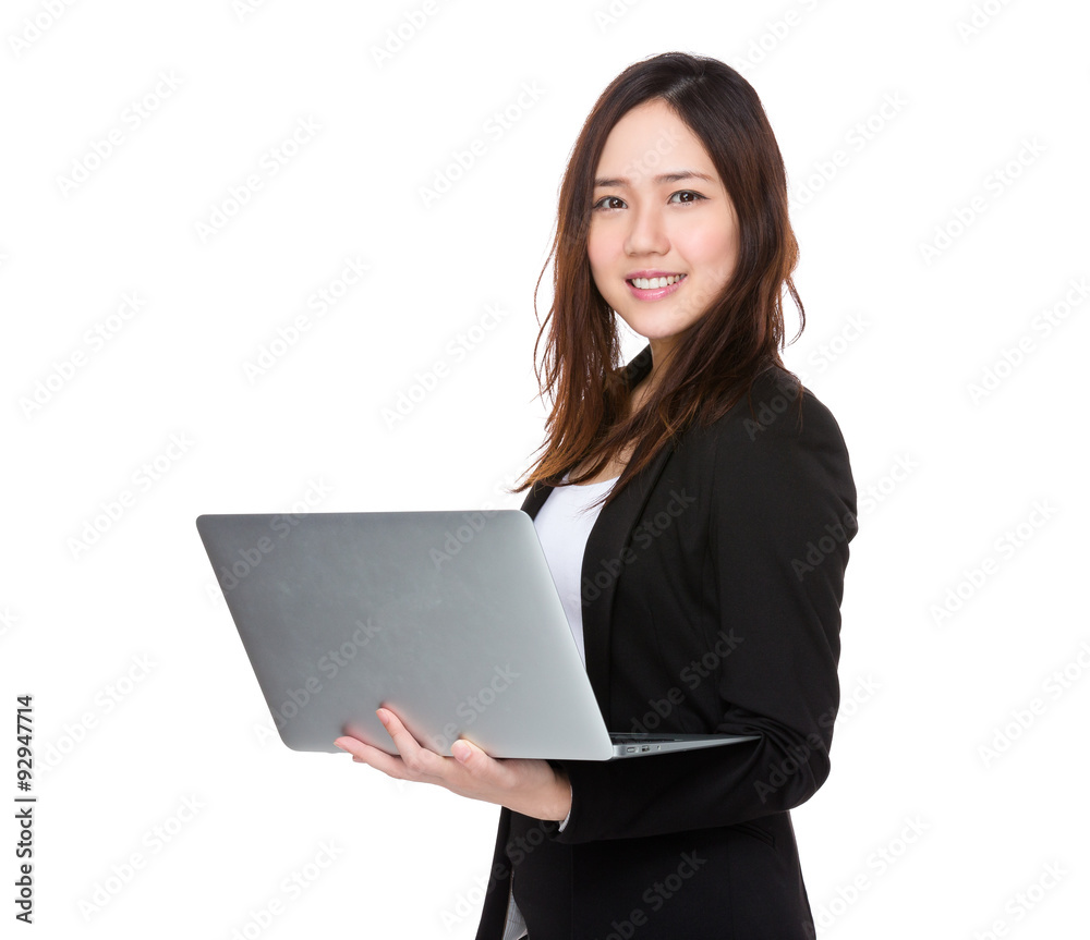 Businesswoman use of the laptop