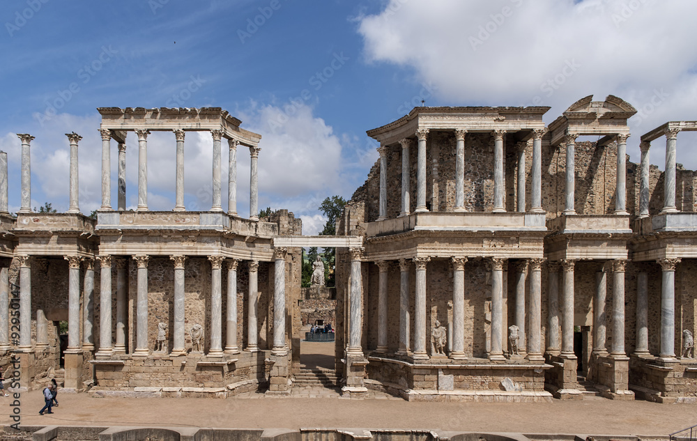 Monumental teatro de la antigua ciudad romana de Mérida. España