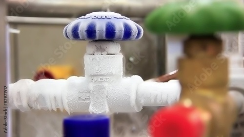 Refrigerating device