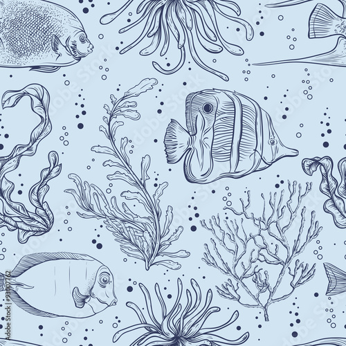 Seamless pattern with tropical fish, marine plants and seaweed. Vintage hand drawn vector illustration marine life. Design for summer beach, decorations,print,pattern fill, web surface background
