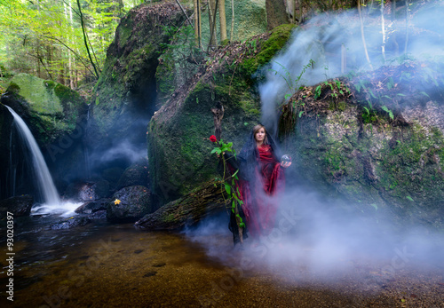 Foto Mystikerin der Elemente