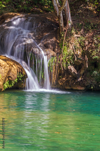 Fototapeta Naklejka Na Ścianę i Meble -  Waterfalls in Topes de Collantes, Cuba