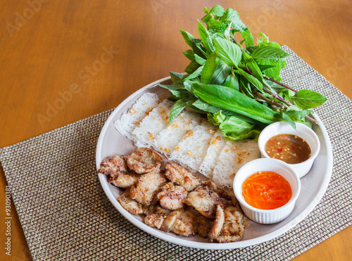 Vietnamese Roasted Pork with Vermicelli (in Vietnamese: Banh Hoi photo