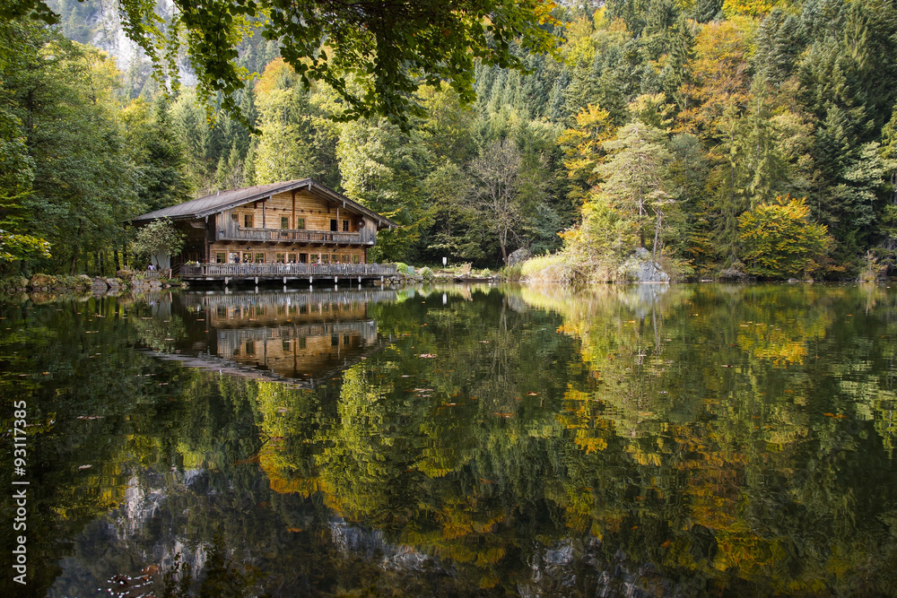 Berglsteiner See im Herbst