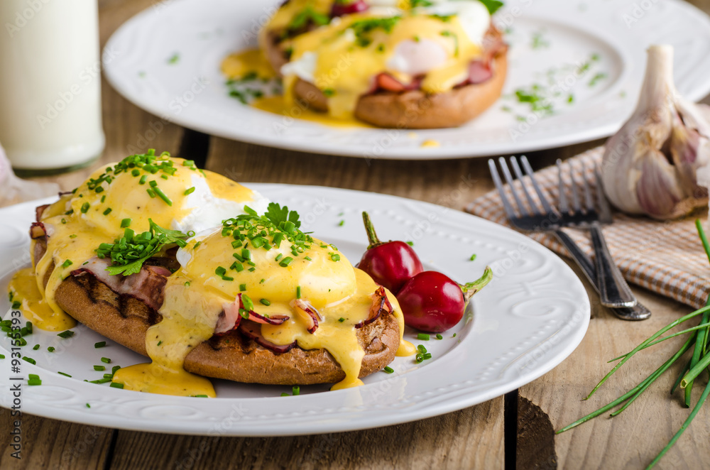 Eggs Benedict Eggs Benedict