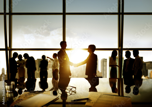 Foto Businessmen Handshake Deal Business Commitment Concept