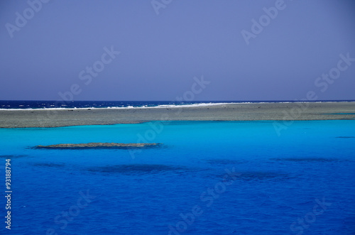 Fototapeta Naklejka Na Ścianę i Meble -  korallenriff mit weitem horizont