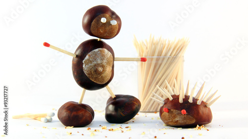 Kastanienfiguren breit