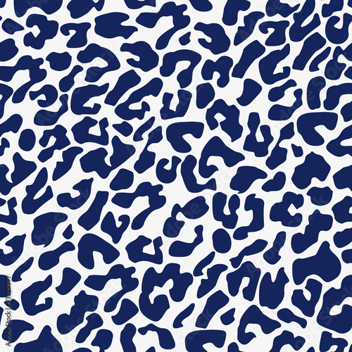 Seamless porcelain indigo blue and white leopard print tileable animal pattern vector