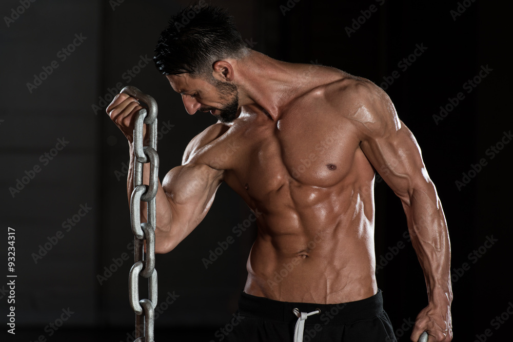 Biceps Exercise With Chains