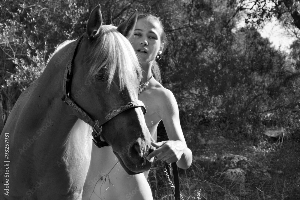 Fototapeta premium Pretty nude woman and horse 