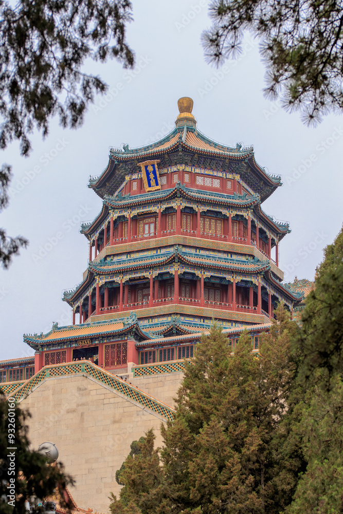 Turm des buddhistischen Weihrauchs im  Sommerpalast