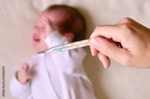 Fever, measuring temperature to a baby