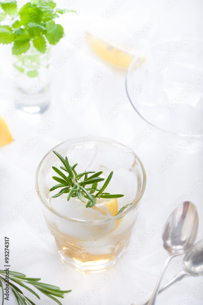 Gin,lemon, rosemary fizz, cocktail Gin,lemon, rosemary fizz, cocktail