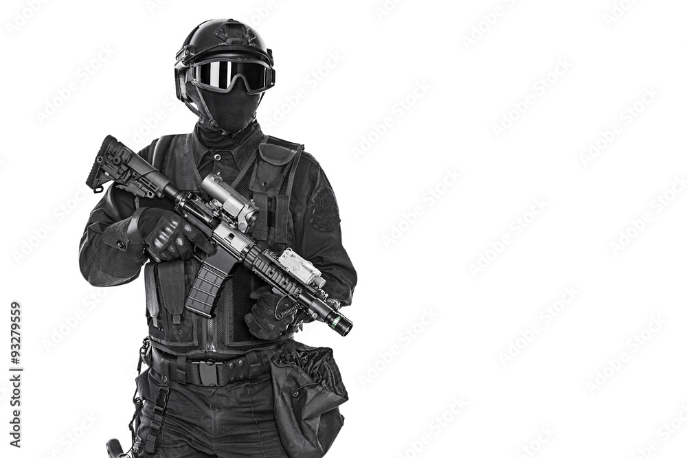 police officer SWAT