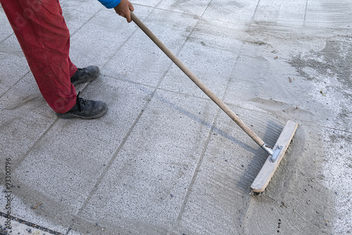 фотографія Install polymeric sand by brooming 2