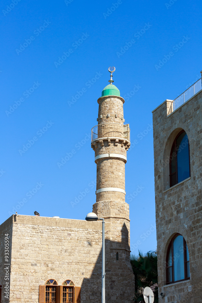 The minaret of the mosque of Al-Bahr Mosque