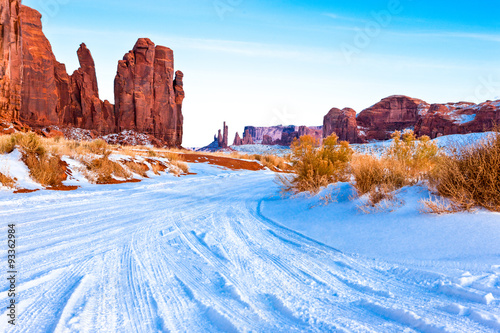 USA, border between Utah and Arizona, Navajo Indian Reservation, the Monument Valley photo