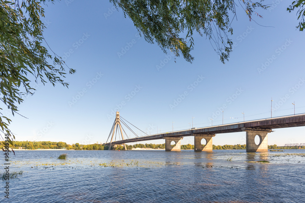 View of the Moskoksky  Bridge in Kiev