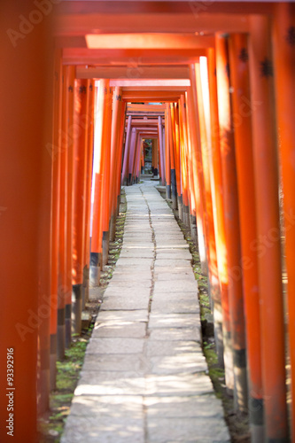 鳥居（とりい）