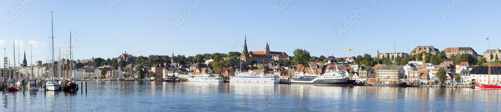 Fototapeta premium Panorama Flensburg Stadt und Hafen