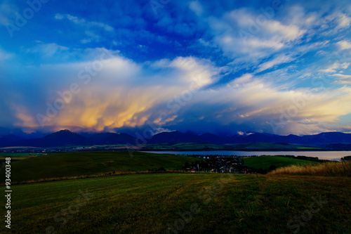 Fototapeta Naklejka Na Ścianę i Meble -  Beautiful landscape, lake with beautiful cloud sky.