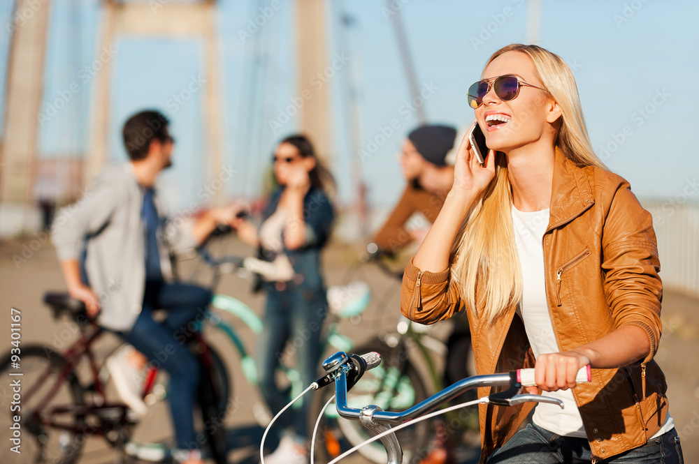 Fototapeta premium Staying connected. 