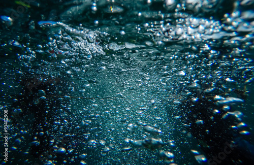 Many bubbles in the sea