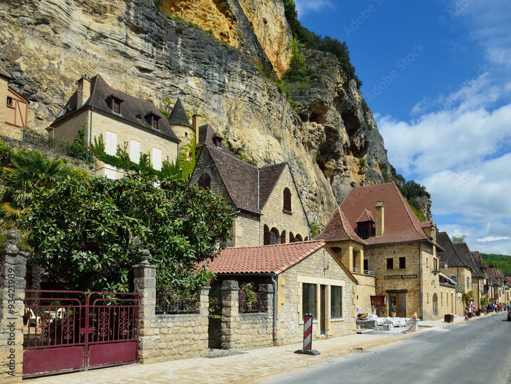 French village La Roque Gageac