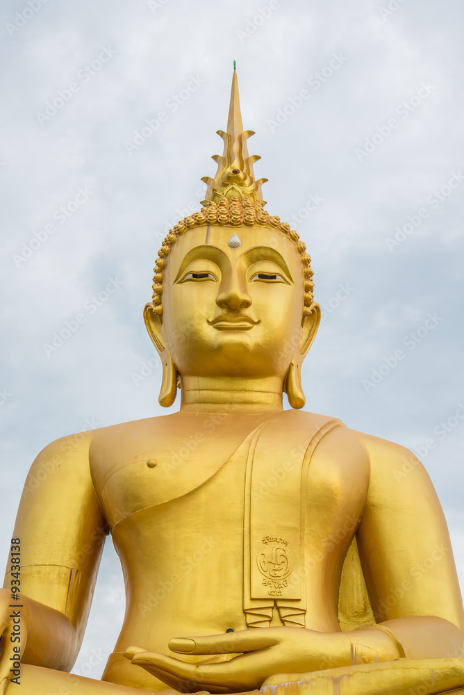 Buddha statue