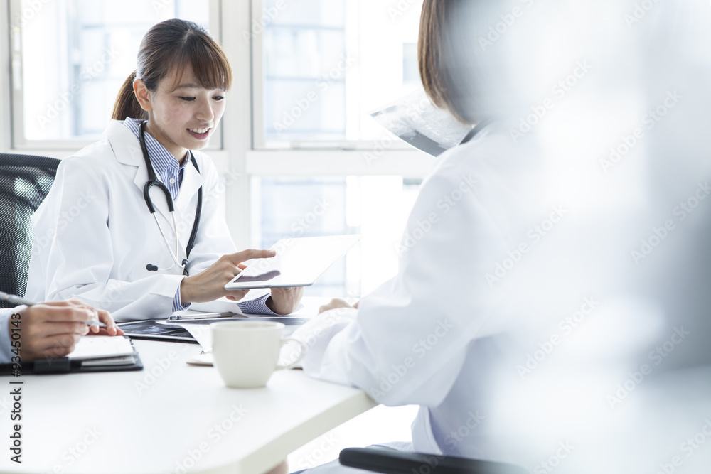 People who are working in the medical office People who are working in the medical office