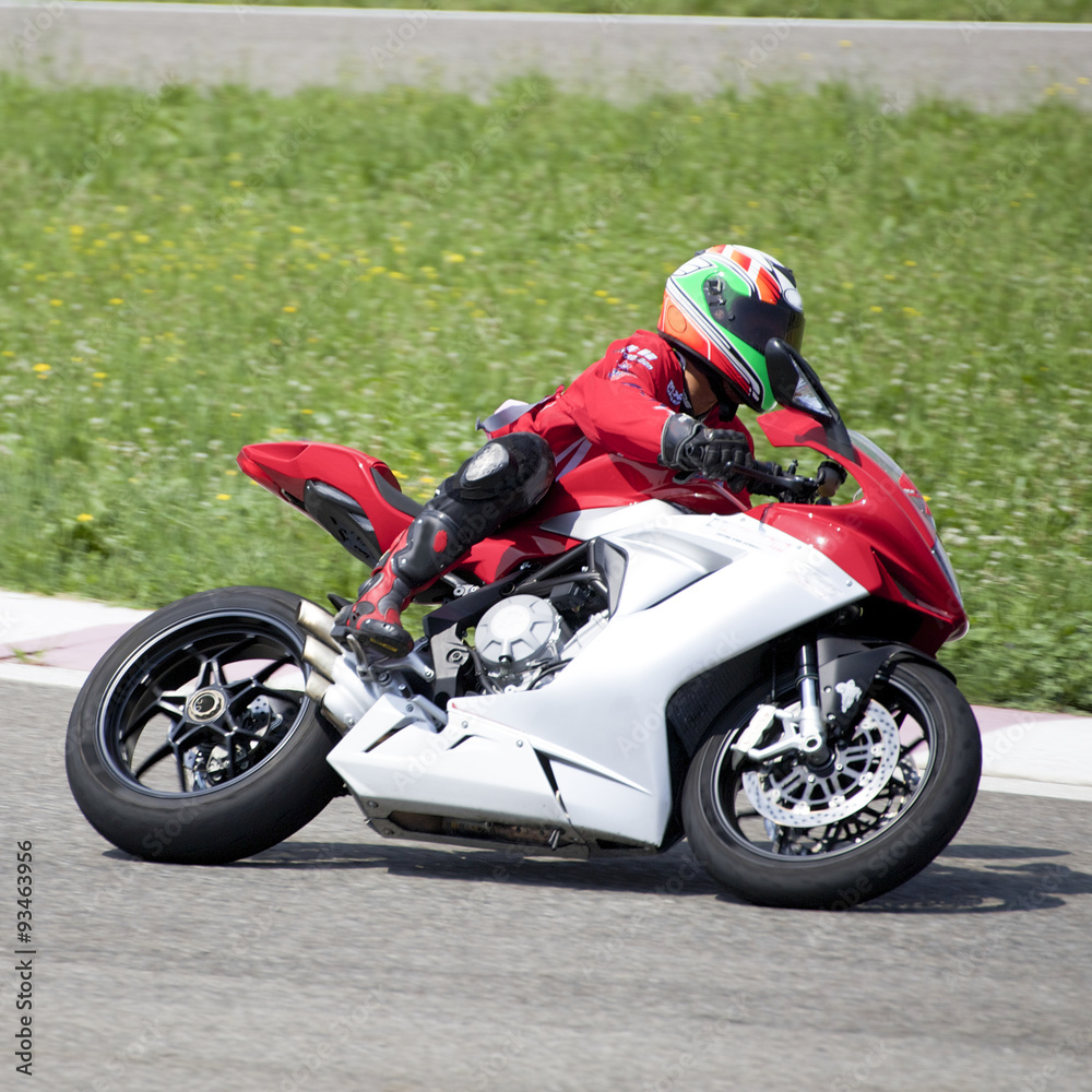 Naklejka premium Motociclista