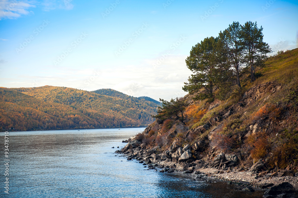 Fototapeta premium rocky coast of Lake Baikal.