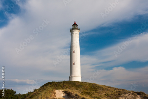 mächtiger Leuchtturm in Dänemark / Jütland © ecwo