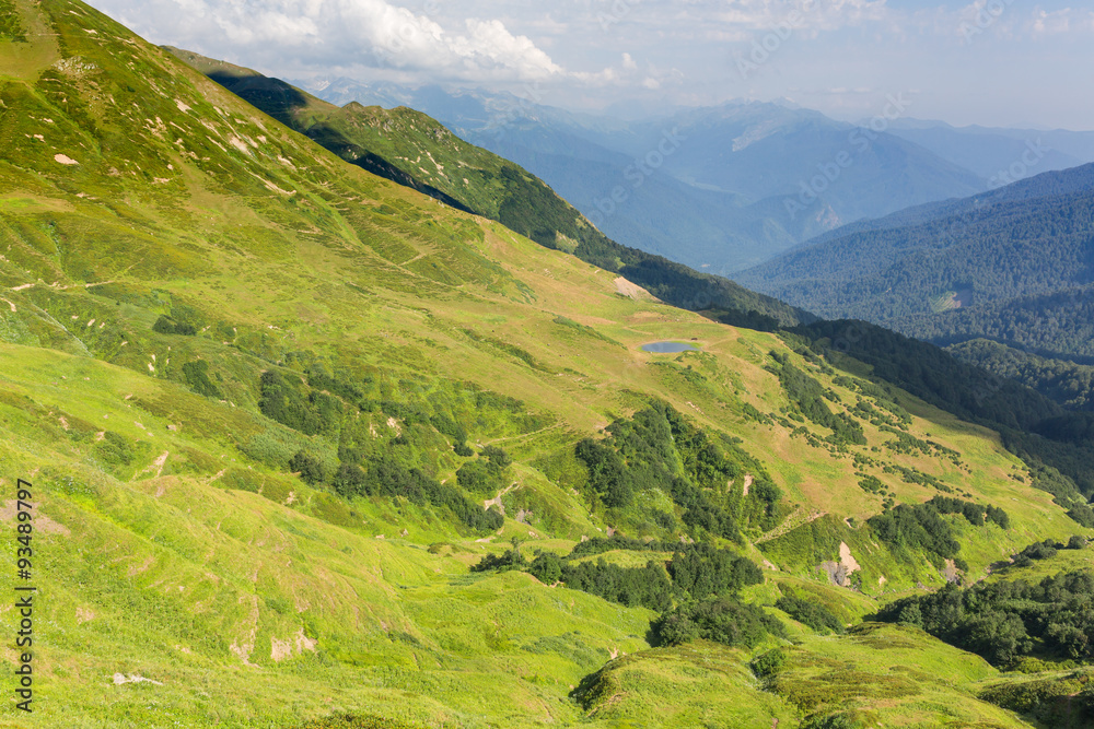 Obraz premium Highland view at sunny day