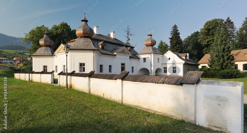 Fototapeta premium Kubinyiovsky kastieiel in village Vysny Kubin