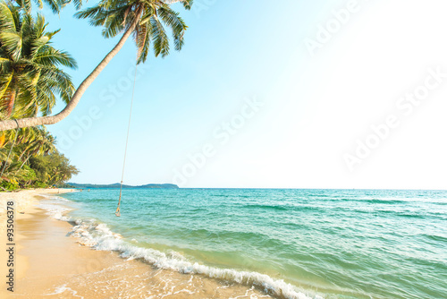 Fototapeta Naklejka Na Ścianę i Meble -  Beautiful tropical beach at koh kood island,Thailand