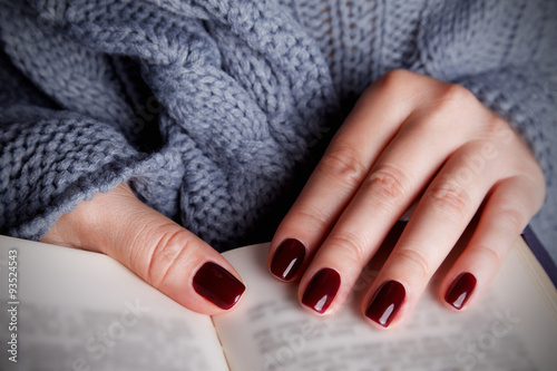 Beautiful painted nails for autumn