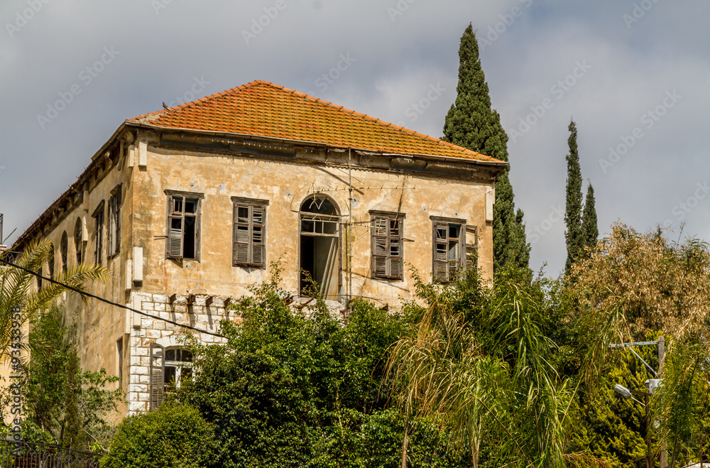 Old dilapidated house 