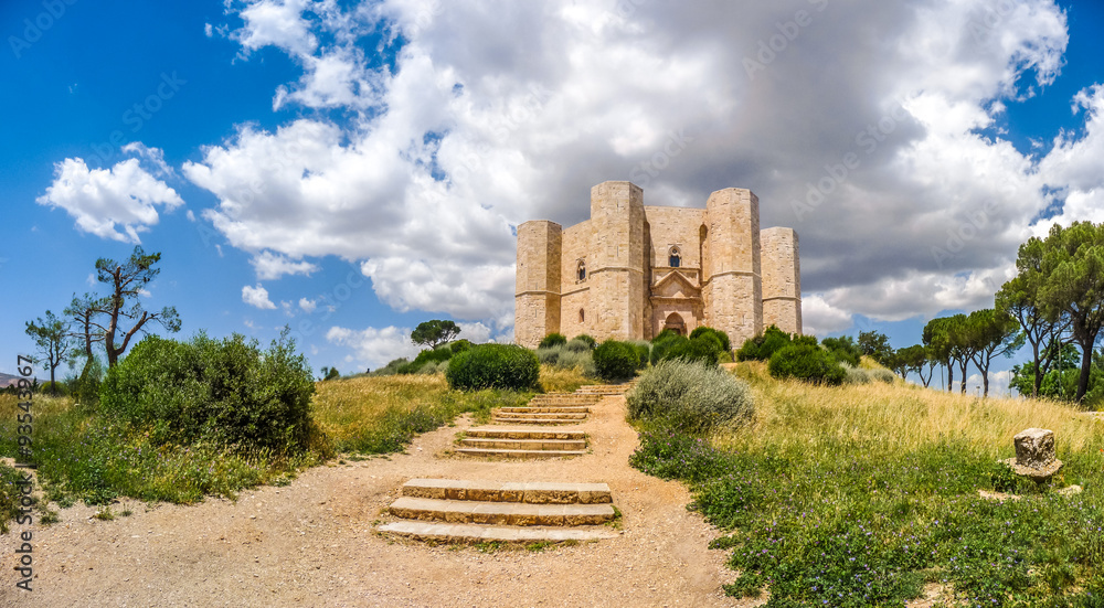 Castel del Monte, Apulia, Italy