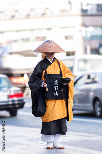 托鉢