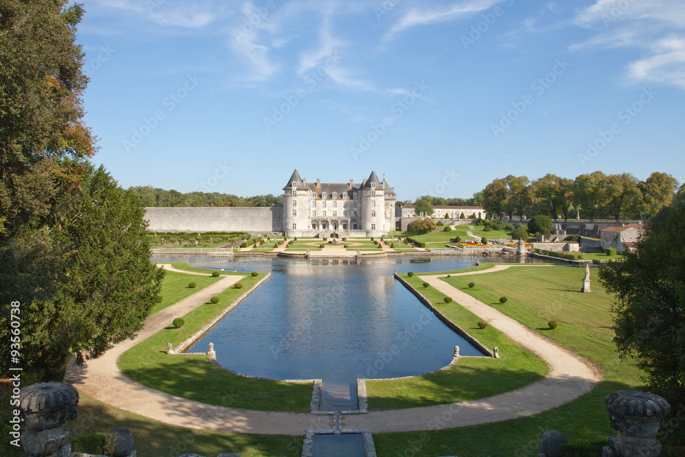 Château et parc de Rochecourbon