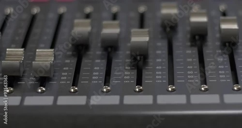 Digital audio mixer with automatic fader