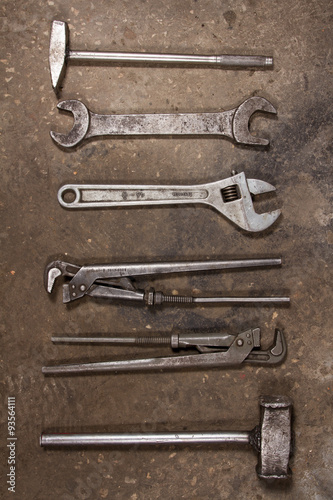 Set garage tools.