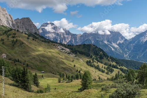 Backpacking in the italian dolomites © Enrico Lapponi