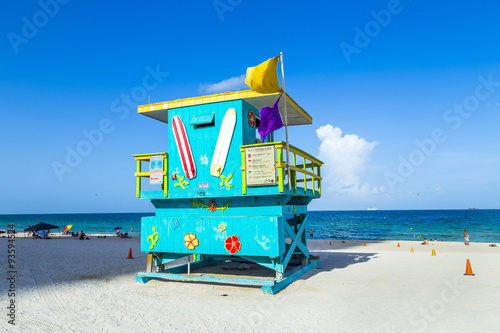  lifeguard tower at the beach © travelview