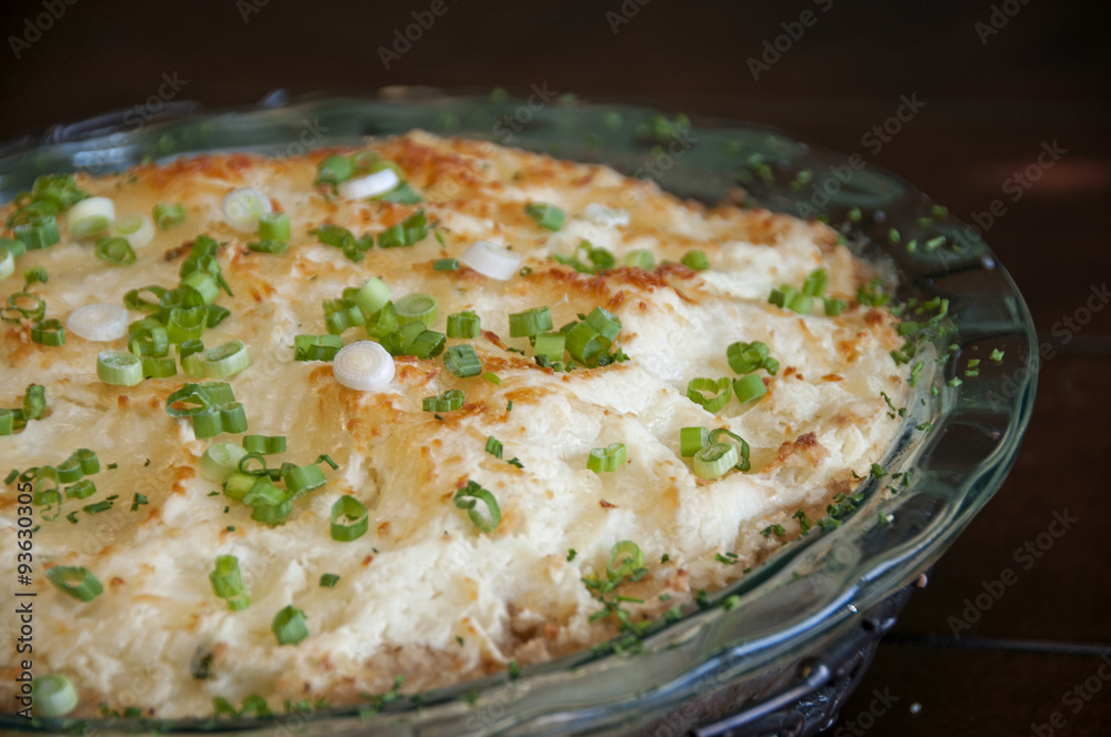 shepards pie with mashed potatoes and chives 