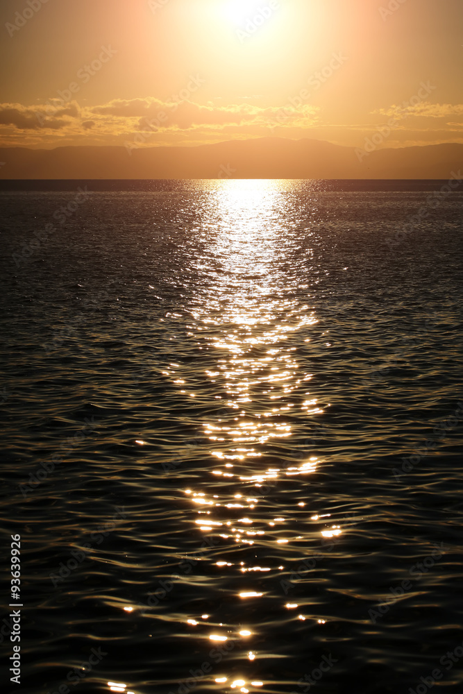 Fototapeta premium Magnificent marine sunset scene