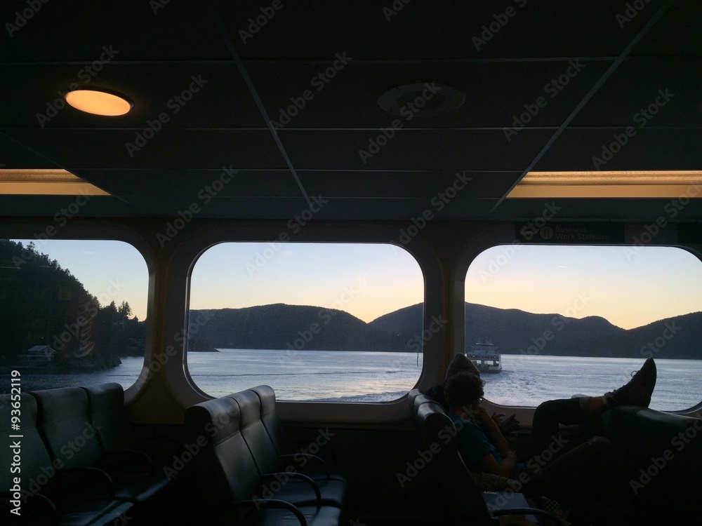 Fototapeta premium Ferry Sunset Ride