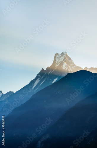 Fishtail Peak , Mount Machhapuchchhre © panutc